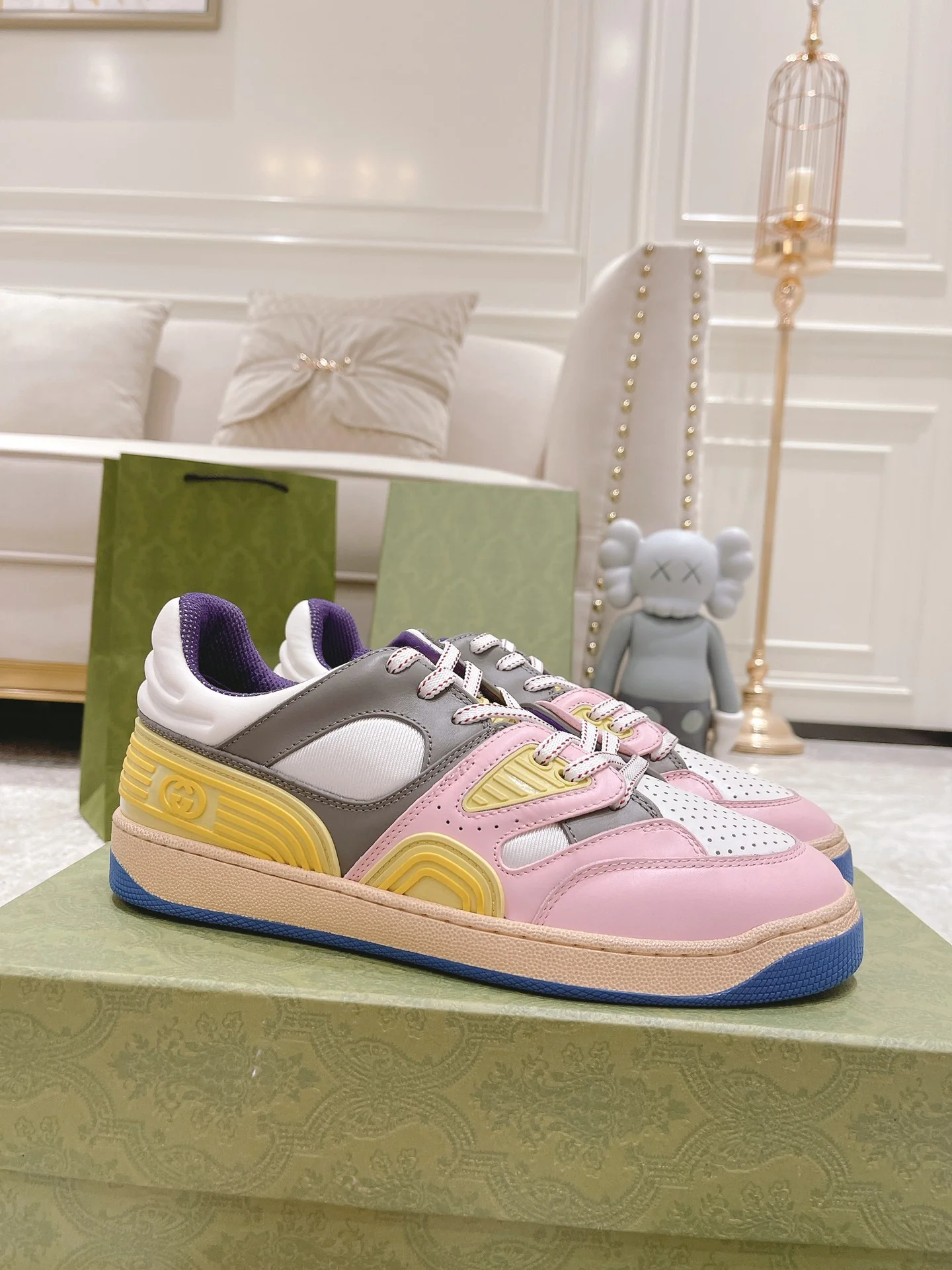 Коллекция Gucci с Недели моды в Милане 2022 — Корзина — Серия кроссовок — Парный стиль