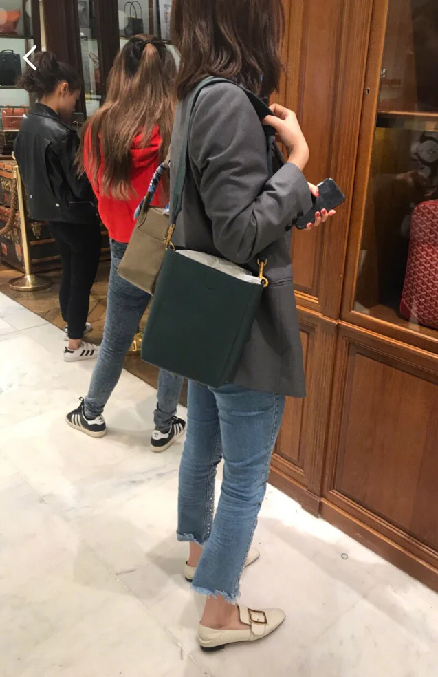 Сумка-ведро Celine Sangle, узор ?Личи?, маленькая, темно-зеленая.