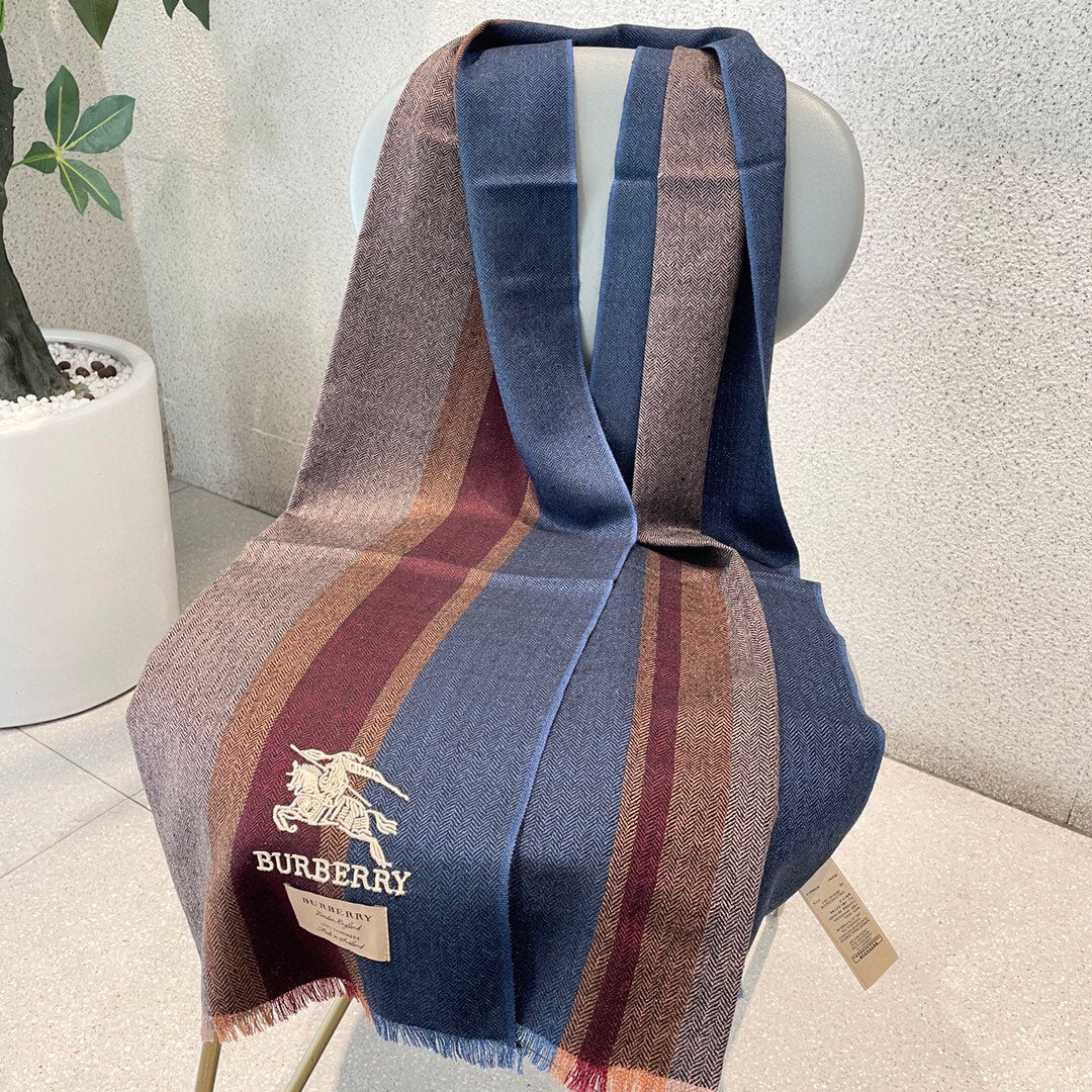 Кашемировый шарф Burberry - 180 см - 32 см