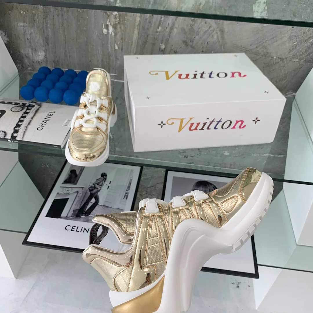 Обувь LV - Массивные кроссовки LV - 13