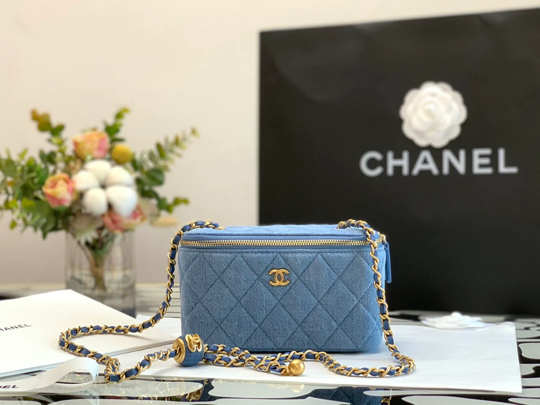 Квадратная коробка Chanel Denim Gold Ball Square Box - светло-голубая