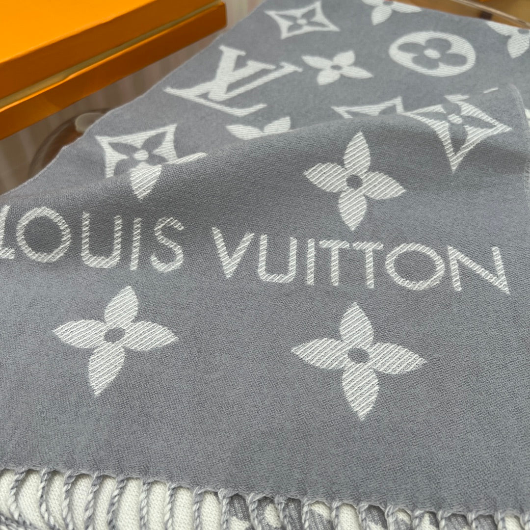 Бестселлер — незаменимый шарф LV из 100% шерсти — 186 см — 34 см