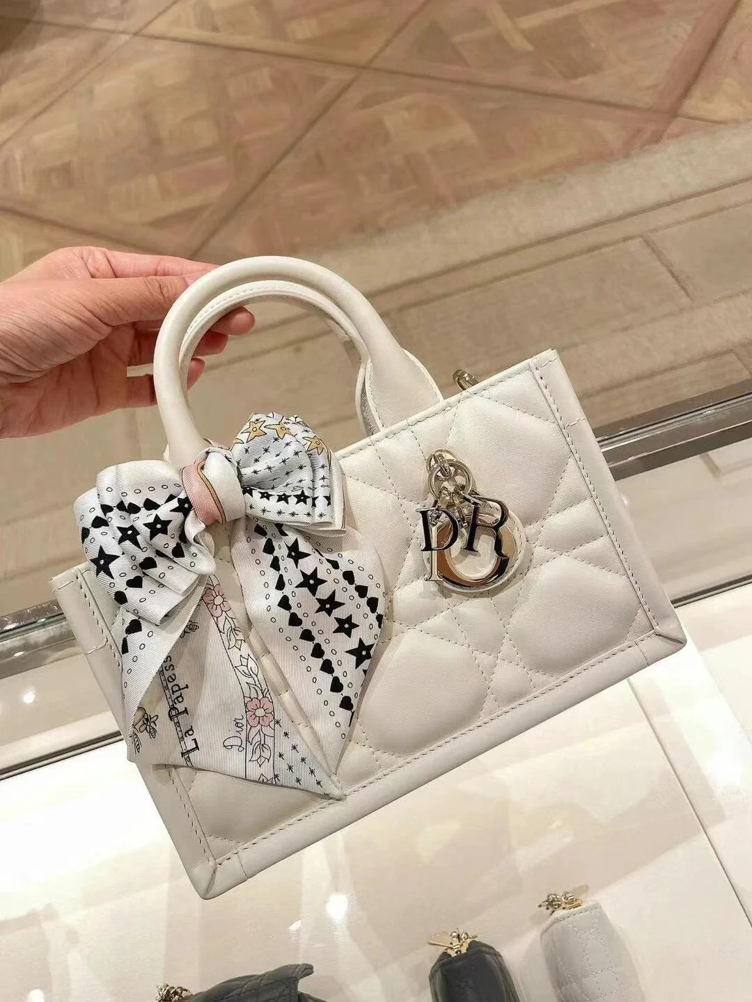 Сумка-тоут Dior Book с ремешками - белая - мини