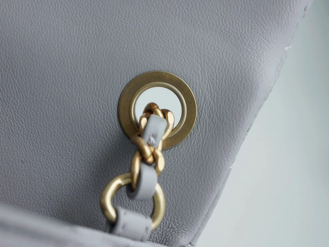 Мини-кювета Chanel CF Gold Ball - светло-серый