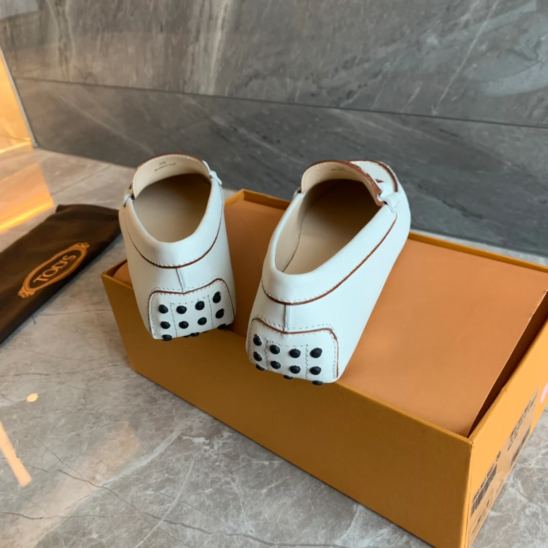 Tods - Лоферы - Туфли без шнурков - 23