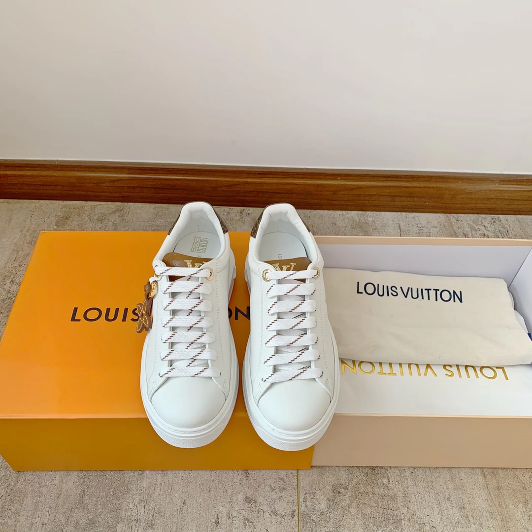 Белые кроссовки на платформе LV Time Out Series с коричневым язычком