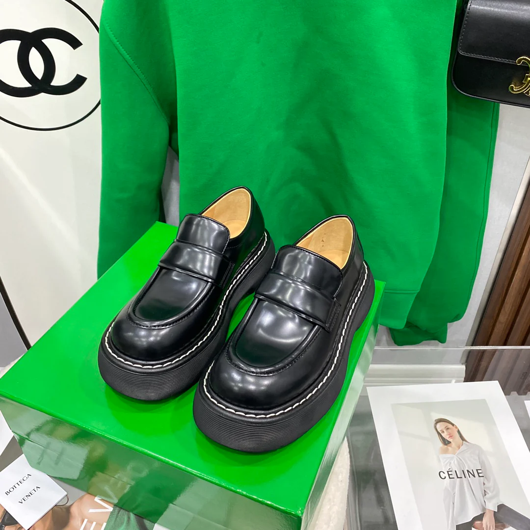 Ботинки Dr. Martens на платформе, бренд BV, черные.