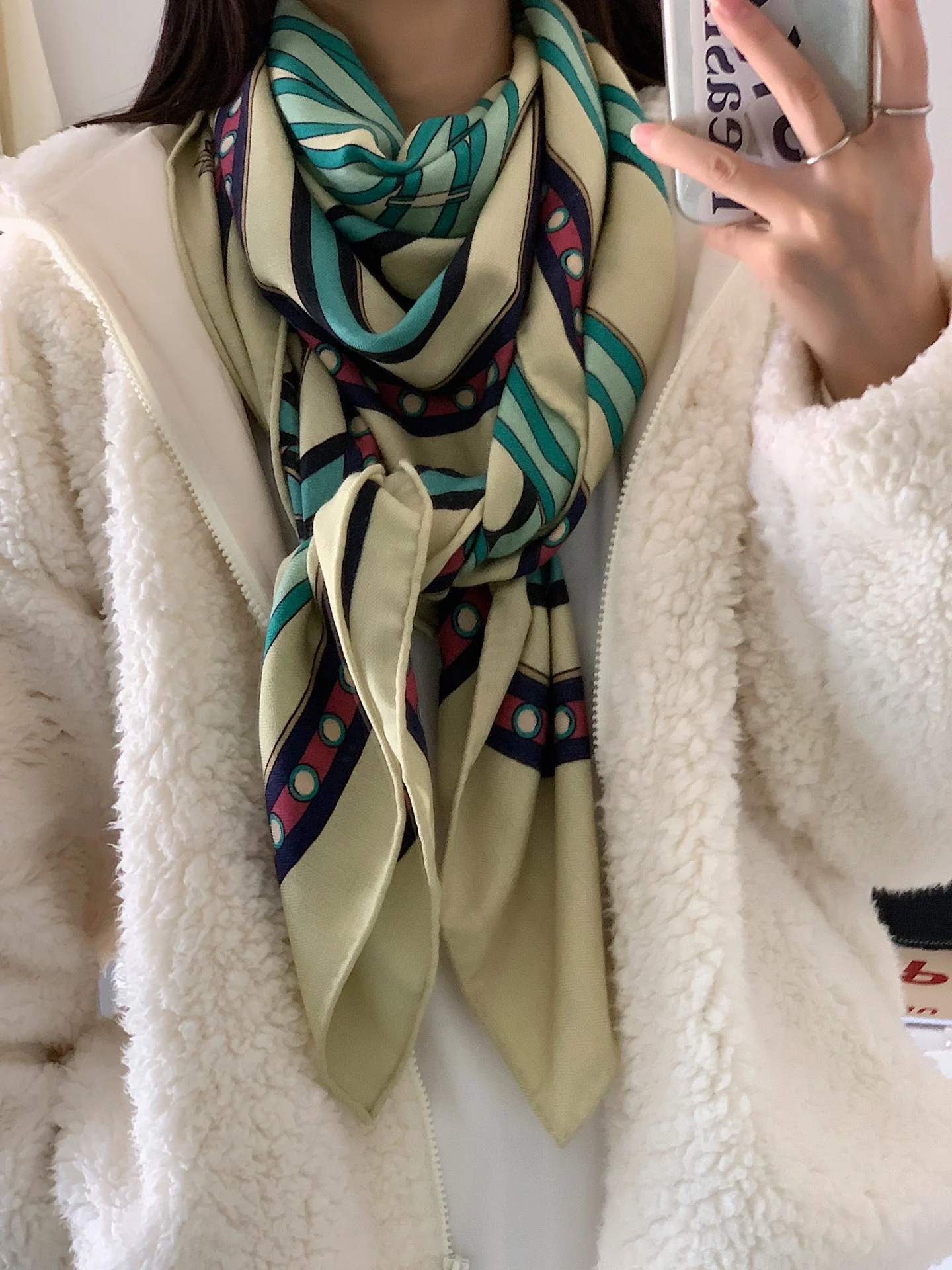 Шелково-кашемировый шарф/шаль Hermes - 140 см - Премиальная двухцветная шелково-кашемировая шаль двойного окрашивания - Белая