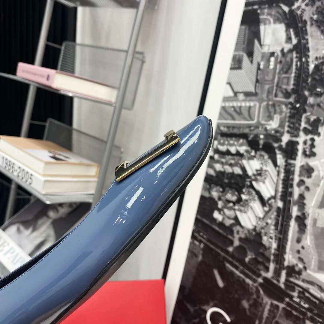 RV-Плоская подошва, квадратный носок, туманно-голубой