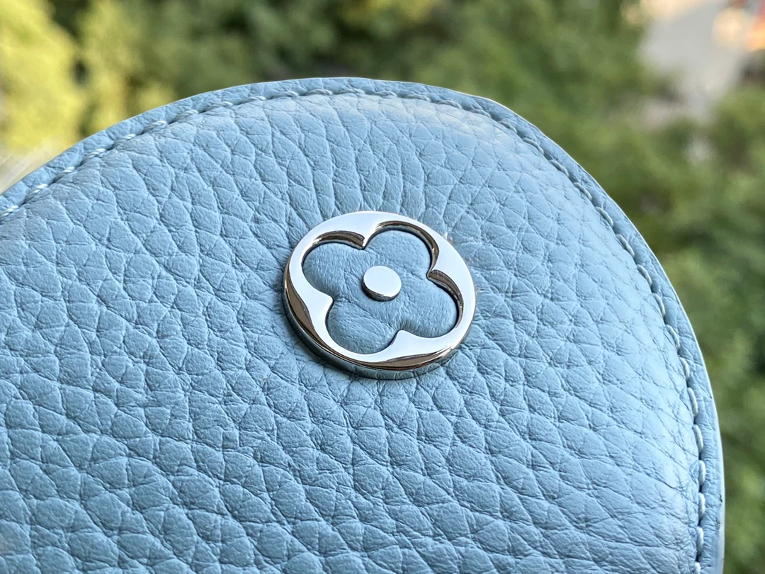 lv-m57520-capucines-small handbag