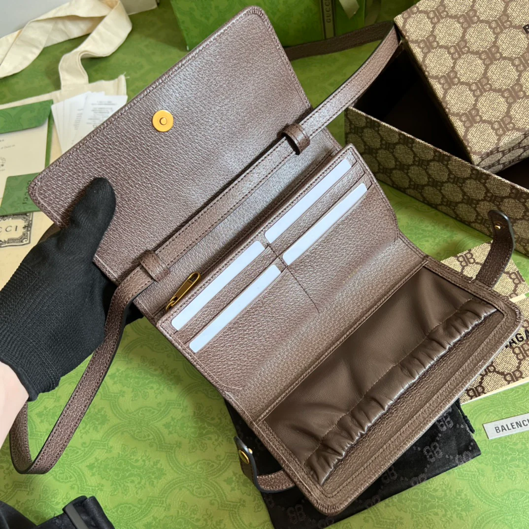 Gucci x Balenciaga 联名WOC