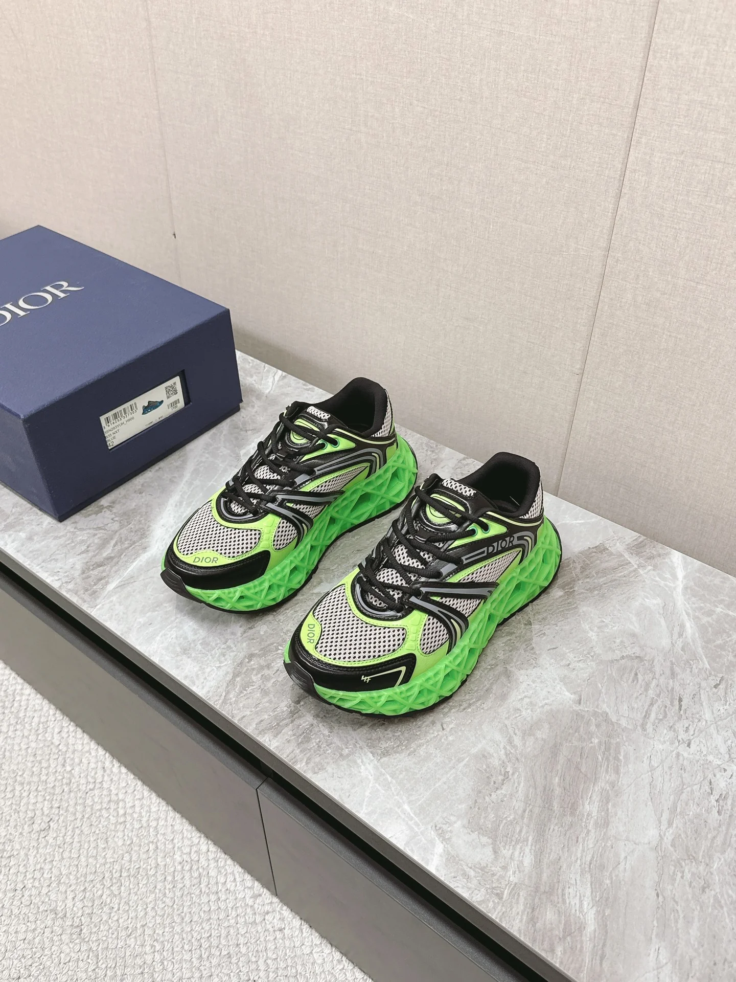 Кроссовки Dior 2024 — зеленые