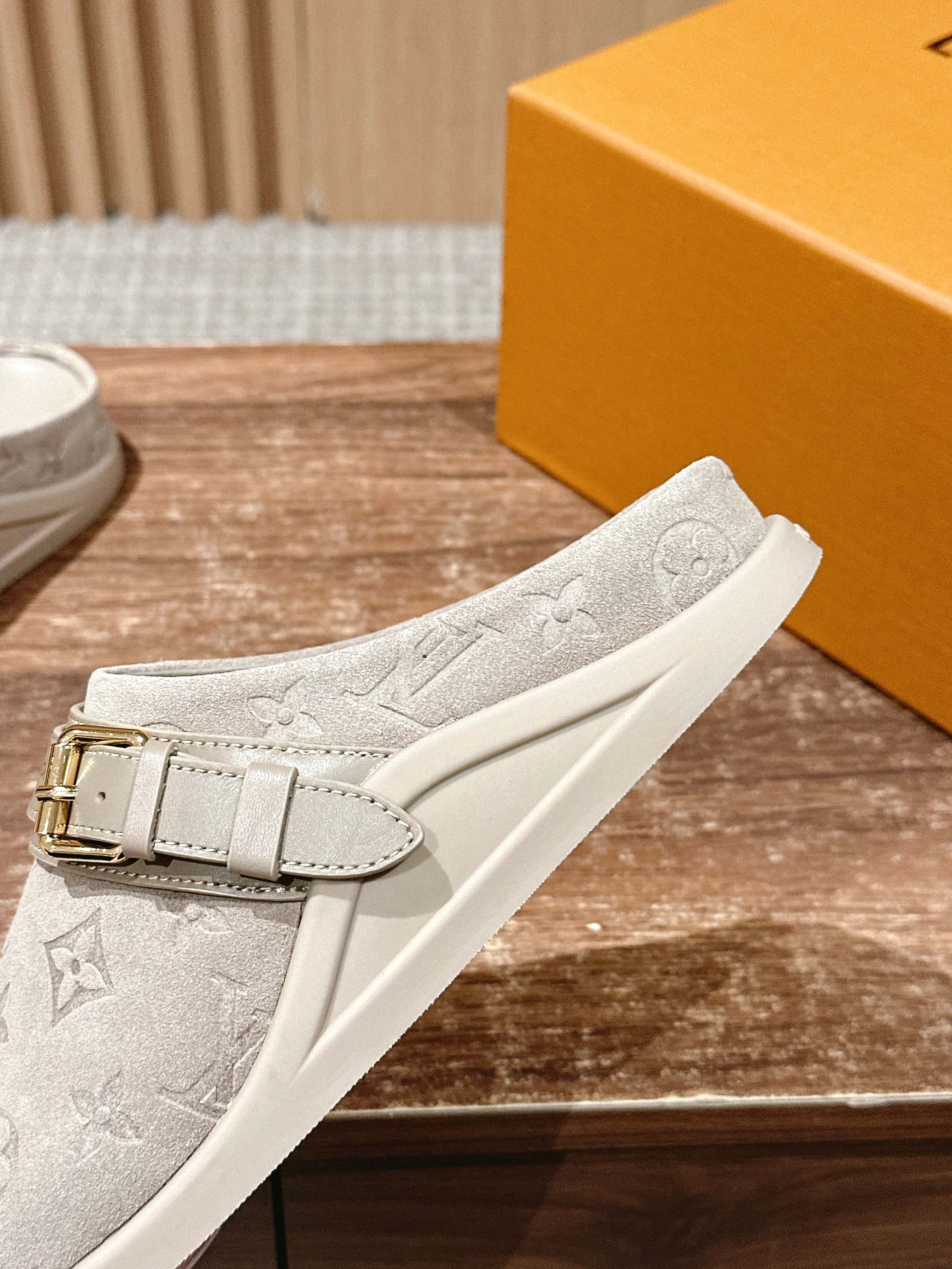 Новинка LV 2025 - Обувь Birkenstock - Замшевая отделка