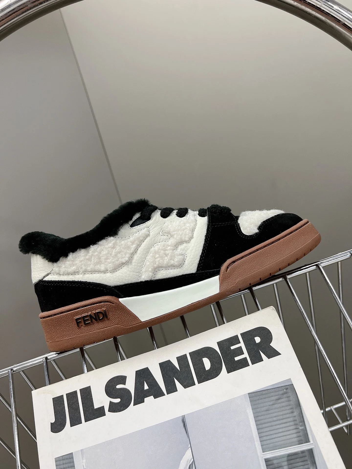 Кроссовки Fendi 22ss из овечьей шерсти, повседневные, черные.