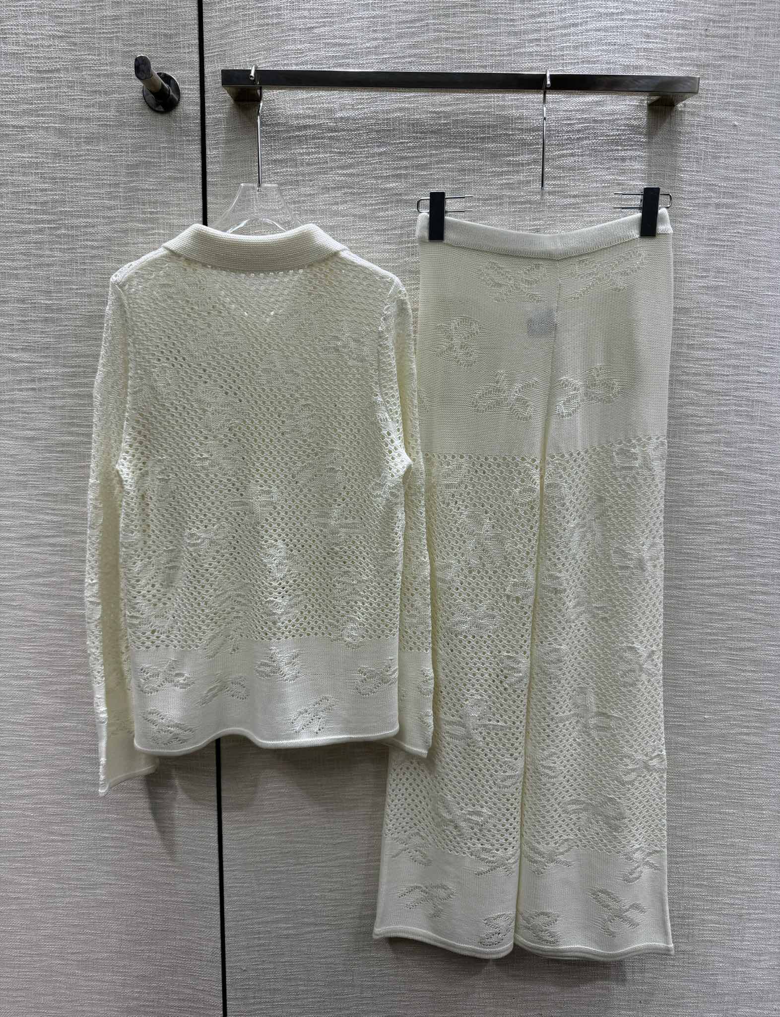 Chanel - 2403-24 Новейший элегантный вязаный комплект ранней весны с ажурным узором - Абрикосовый