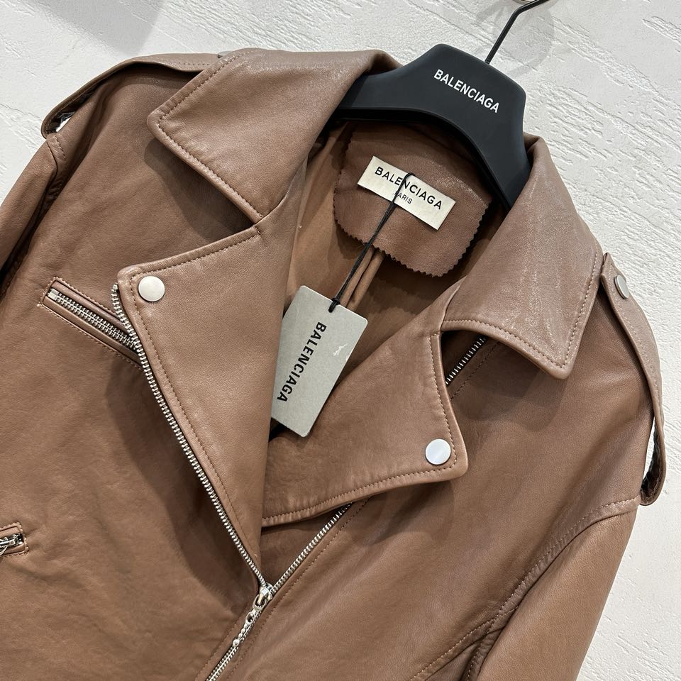 Balenciaga - 2403 - Новинка ранней весны - Стильная кожаная мотоциклетная куртка - Коричневая
