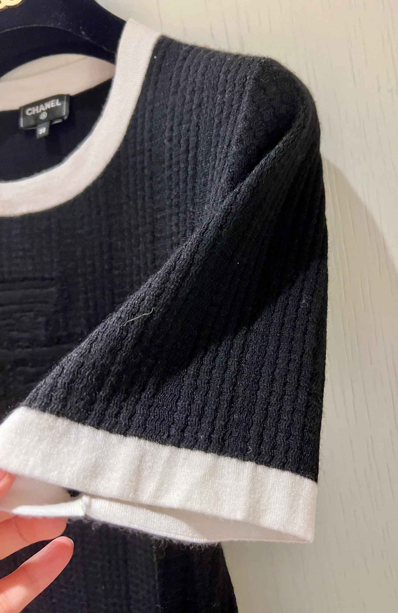 Chanel - 2403 - Вязаный свитер с коротким рукавом