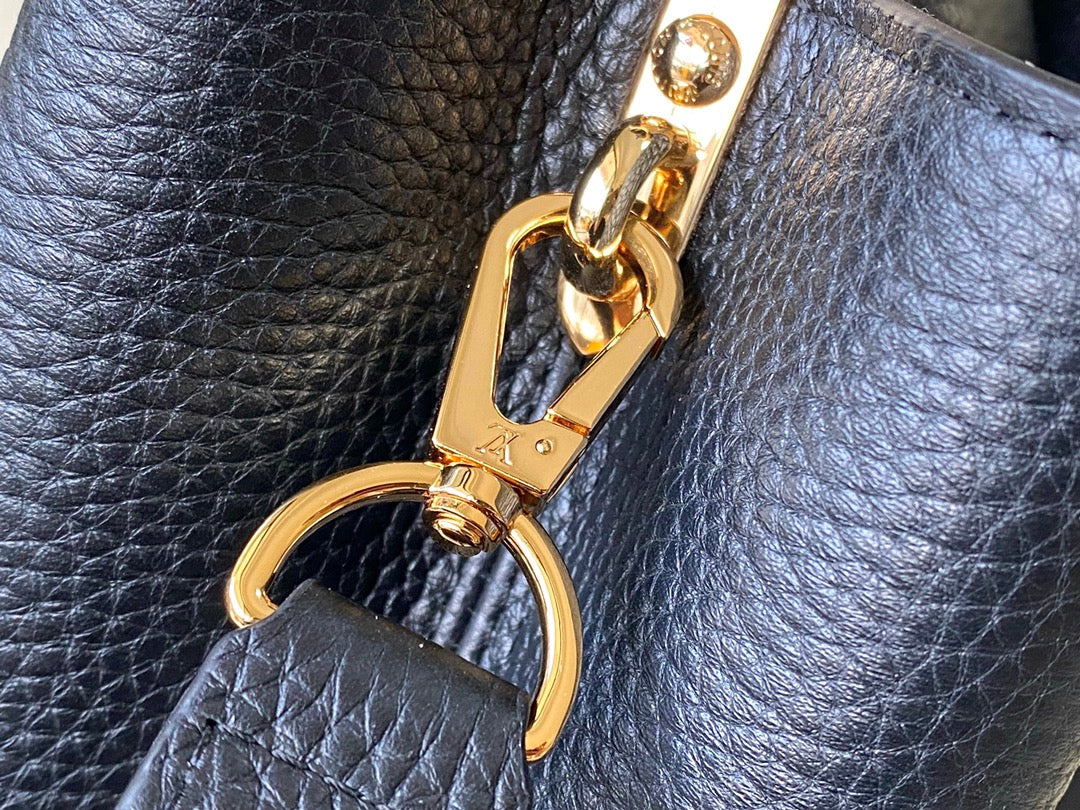 LV-m24728-capucinesbb маленькая сумочка-черная