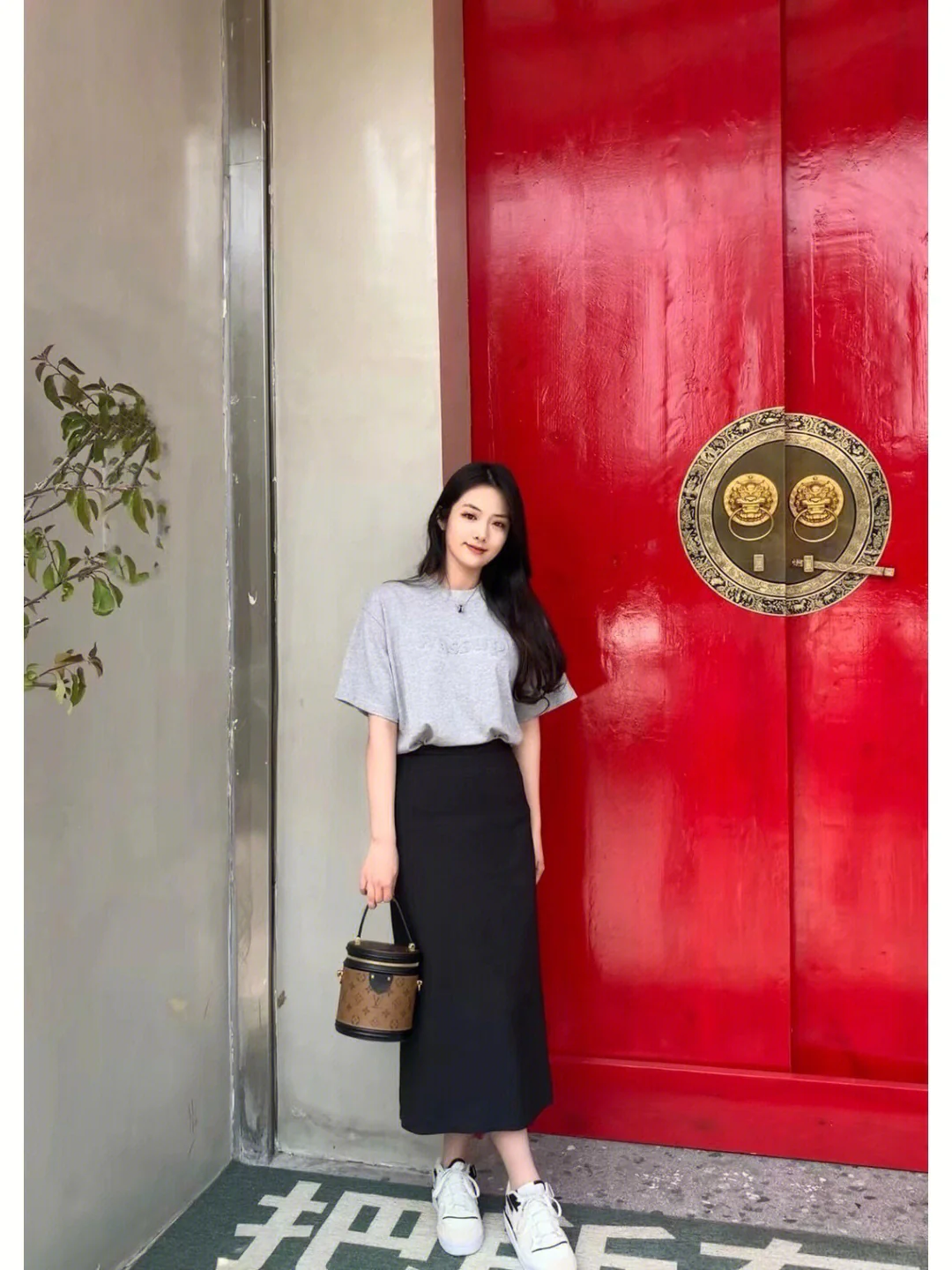 m43986-LV-Cannes Money Bucket-Handbag/Crossbody Bag