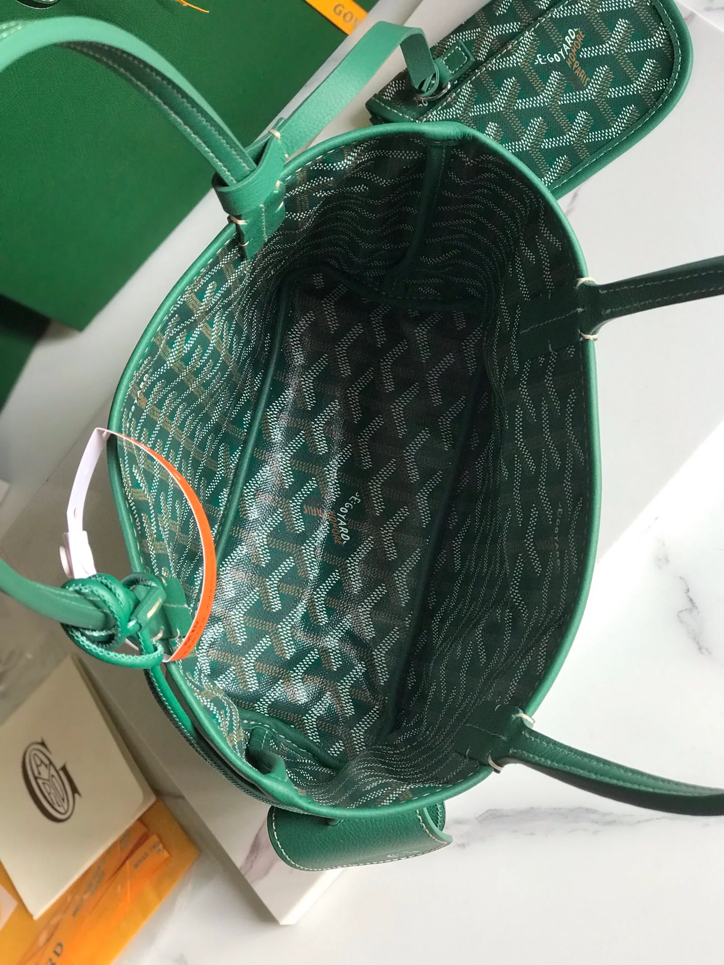Двусторонняя сумка Goyard из телячьей кожи с узором - зеленая.