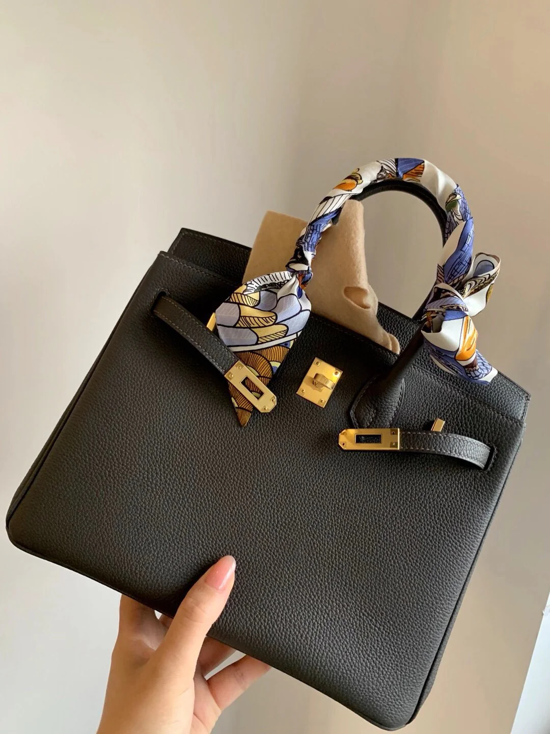 Сумка Hermes Birkin 25 Togo, графитово-серый цвет, золотая пряжка.