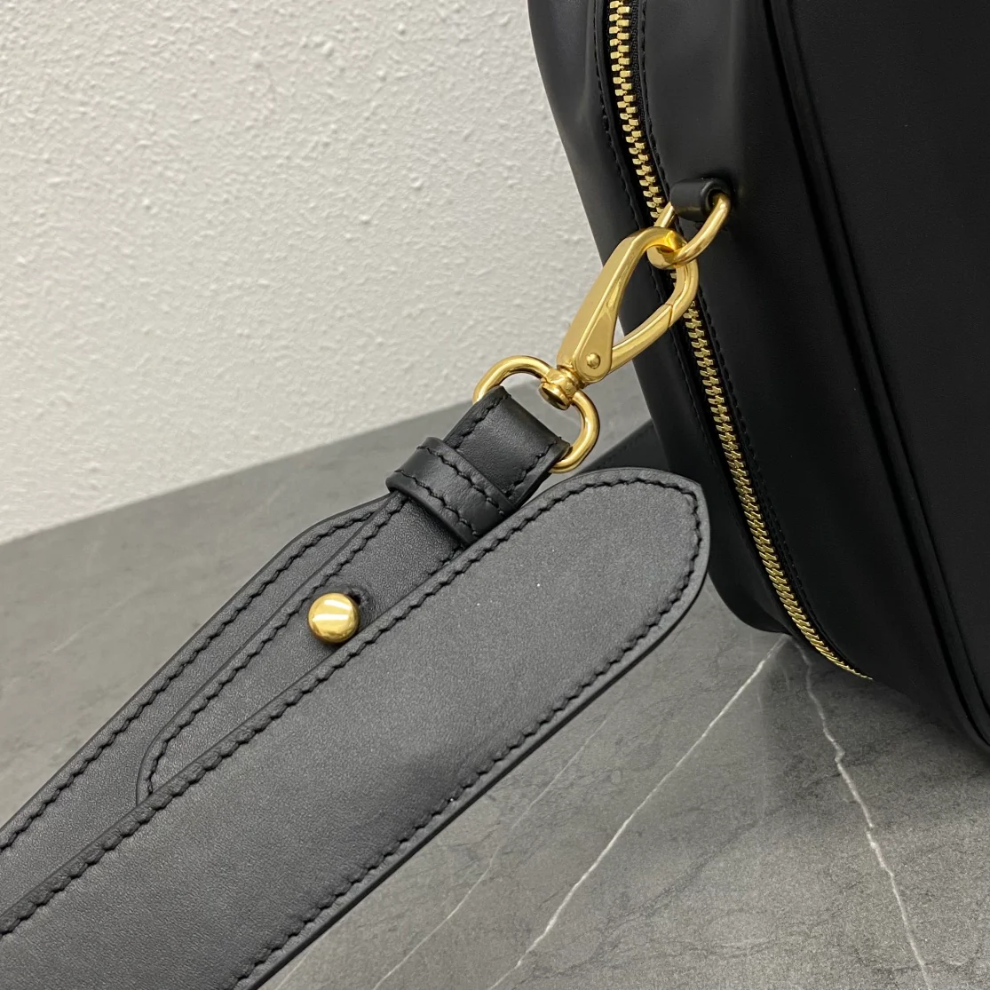 Сумки и портфели Miu Miu-beau