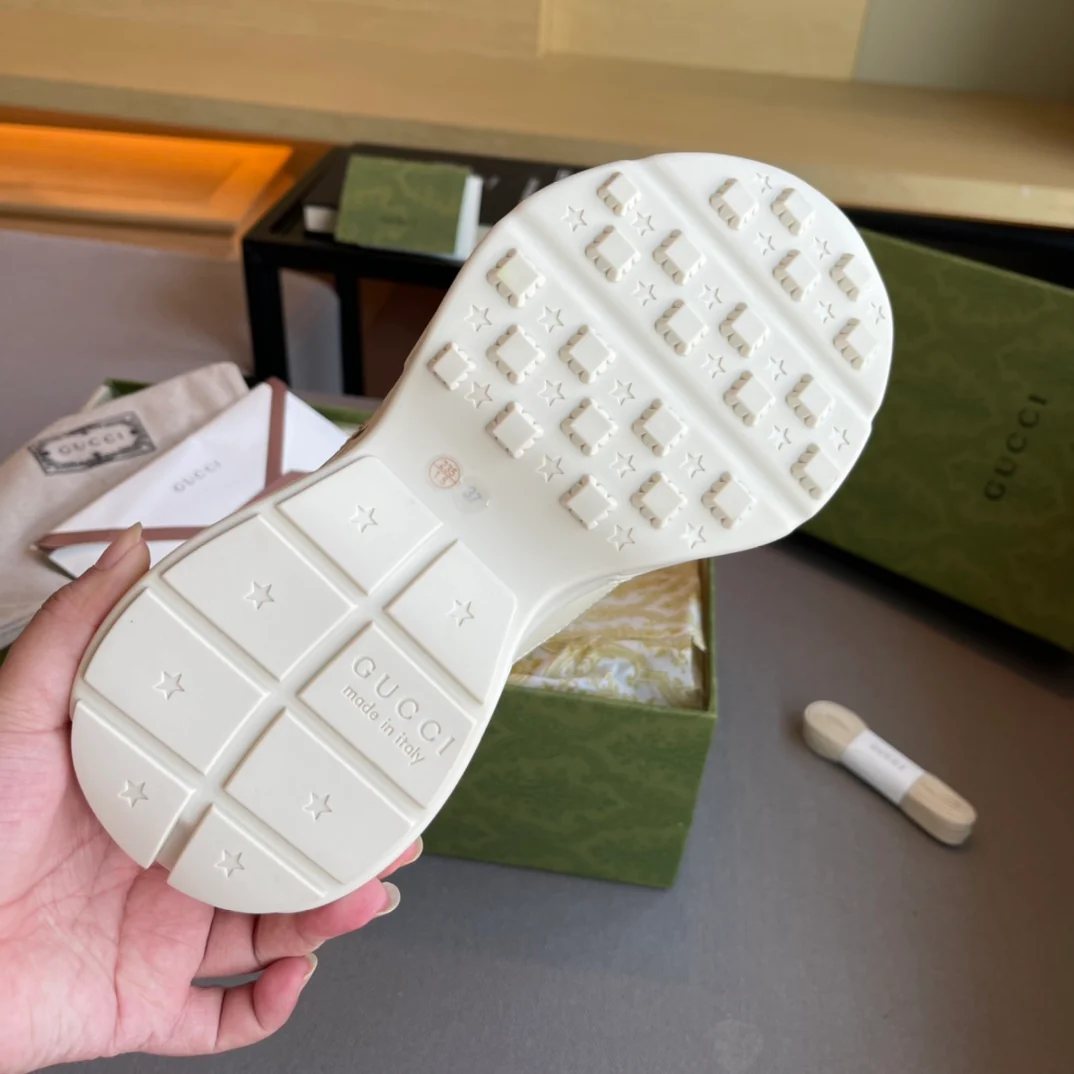 Кроссовки Gucci Kai Bear Limited Edition (папины кроссовки) - 1