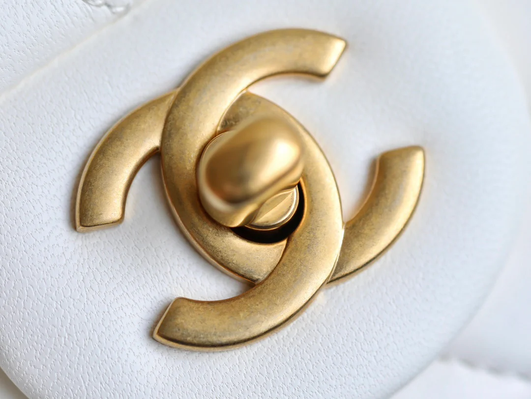 Мини-платье Chanel CF Gold Ball - белое