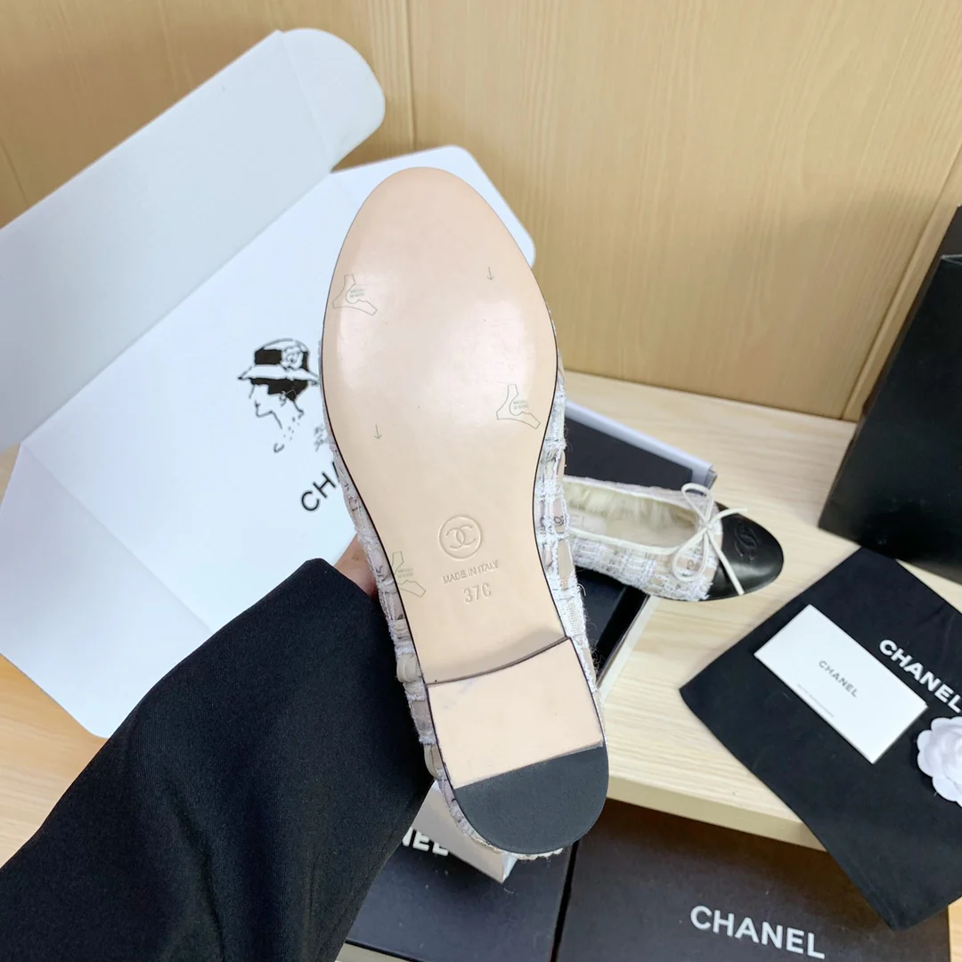 Chanel - Классические балетки - Вариант с кроличьим мехом - Черные с закругленным носком