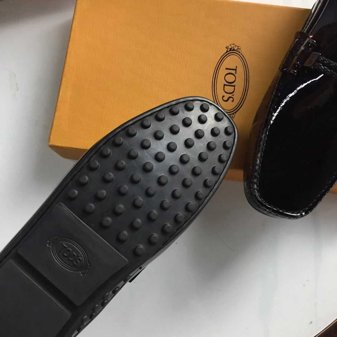 Tods - Лакированные лоферы - Туфли без шнурков