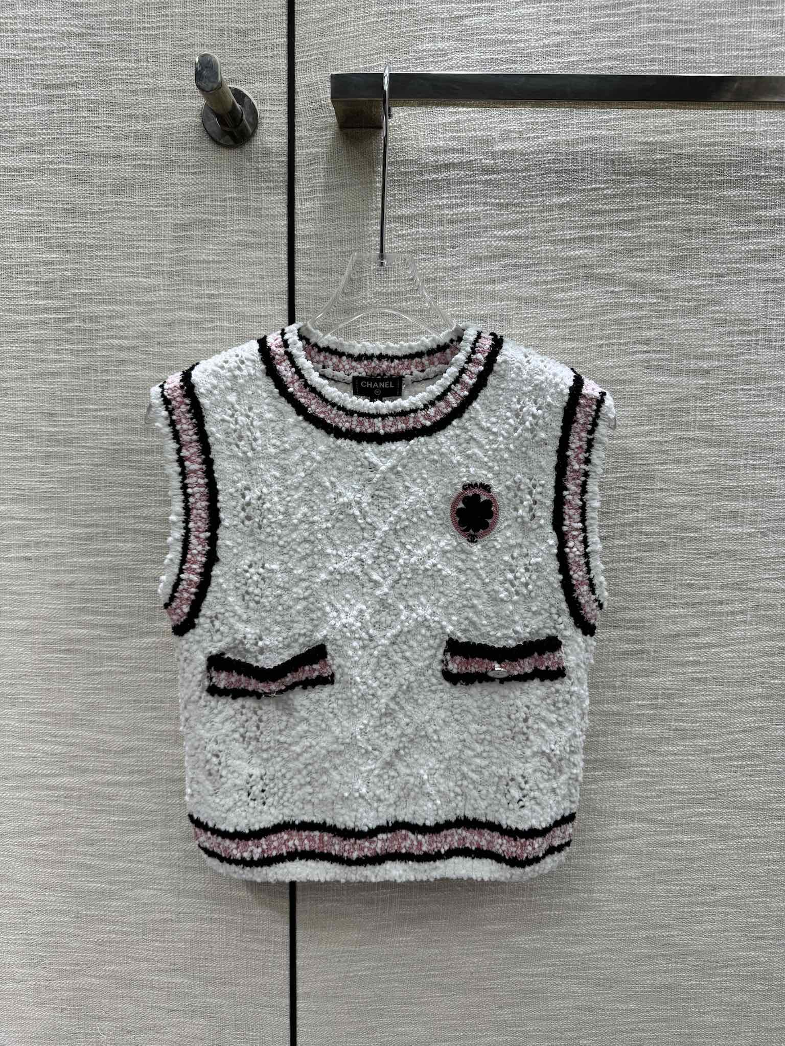 Вязаный жилет Chanel 2403 с цветовыми блоками - белый