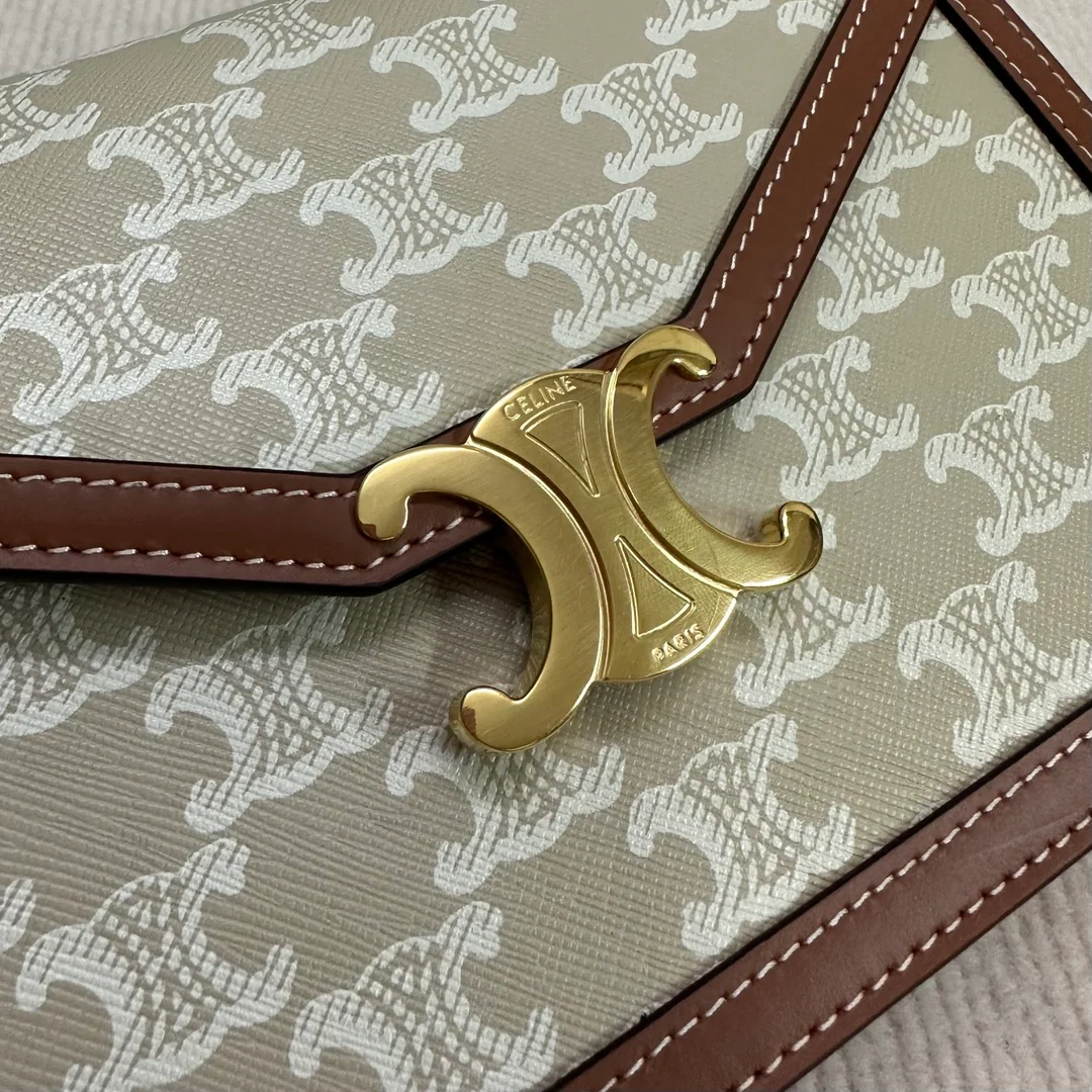 Сумка-конверт Celine WOC - полностью кожаный плечевой ремень - бежевый