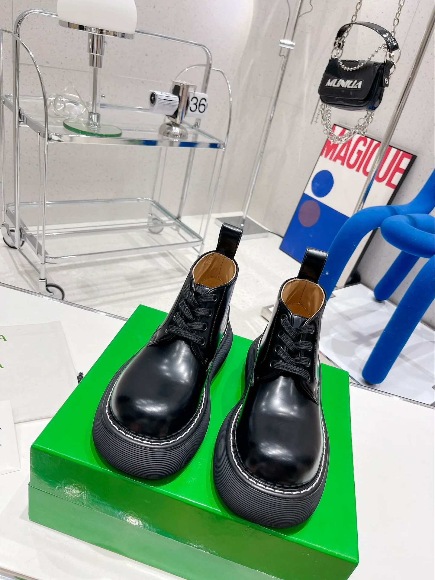 Коллекция BV Haute Couture - Классические ботильоны на толстой подошве с ребристой поверхностью - Полностью кожаные - Размеры 35-39-40 в наличии (возможен индивидуальный пошив) - 2