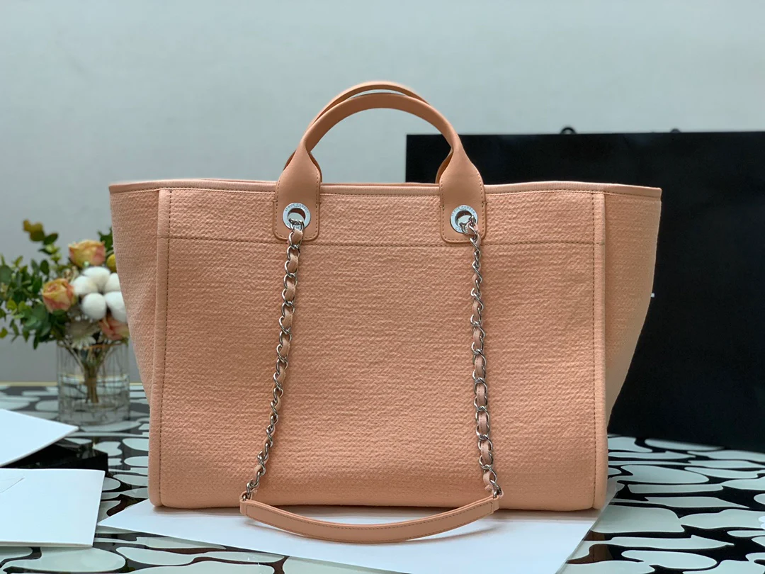 Пляжная сумка Chanel из коллекции осень/зима 2022 — розовая — большая