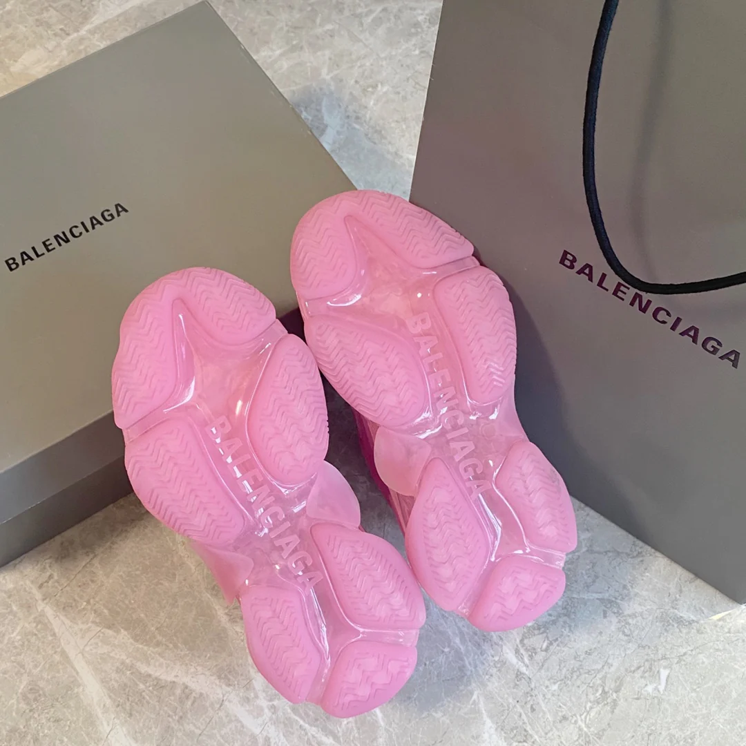 Кроссовки Balenciaga Triple S Cushion Dad Shoes