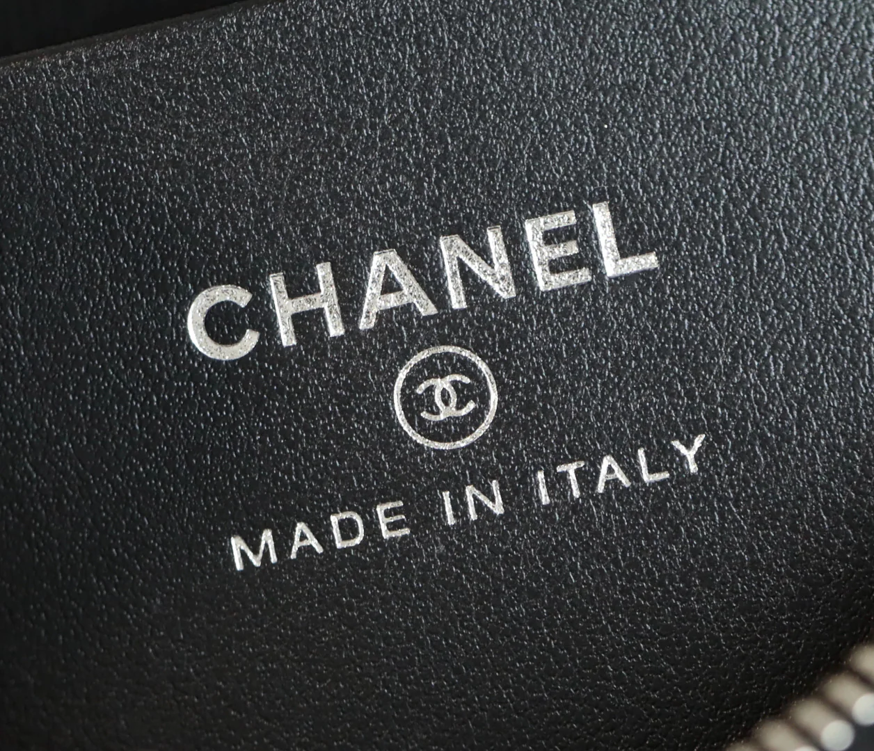 Chanel - Осенне-зимняя сумка для обеда в форме звезды - Черная с пряжкой в ??виде бриллианта