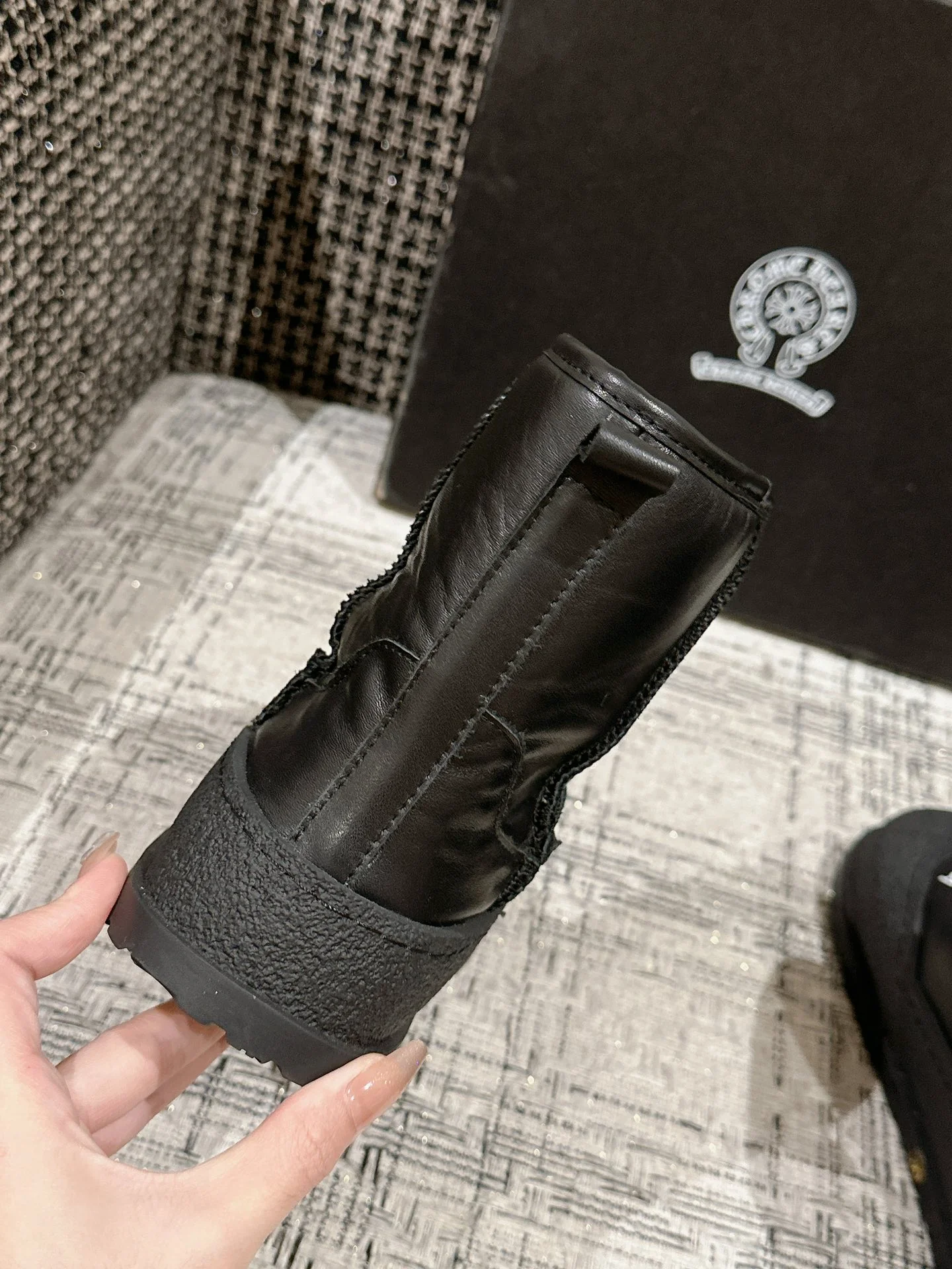 Шерстяные зимние сапоги Balenciaga 2024 - черные