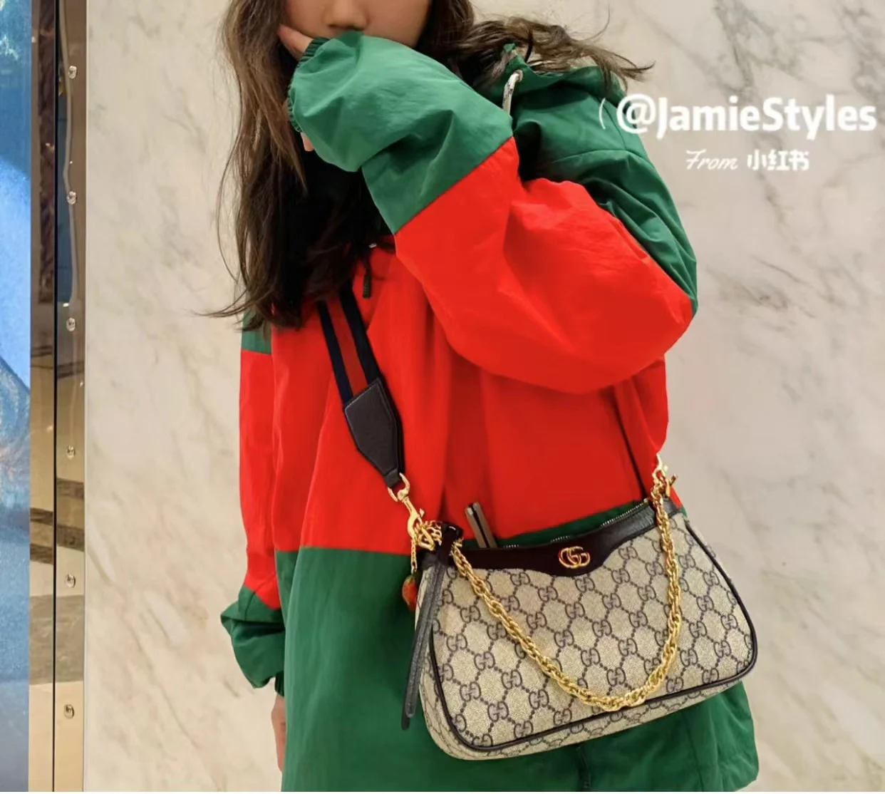 Сумка Gucci Ophidia Strawberry через плечо - черная