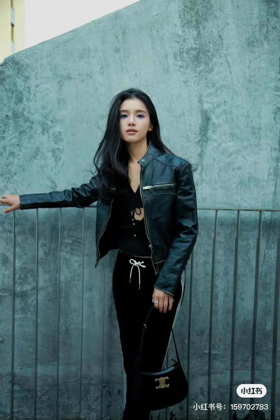 Сумка Celine Tillt - черная (подмышечная сумка)