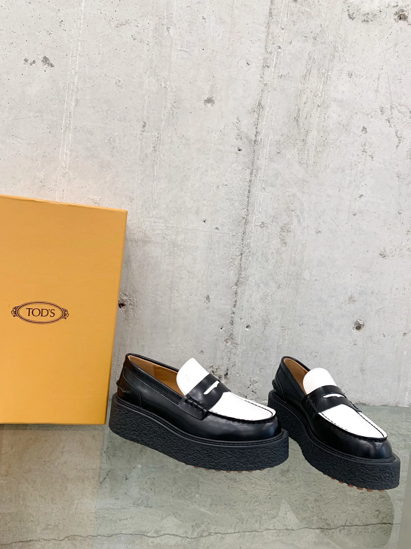 Лоферы на платформе Tods - 8
