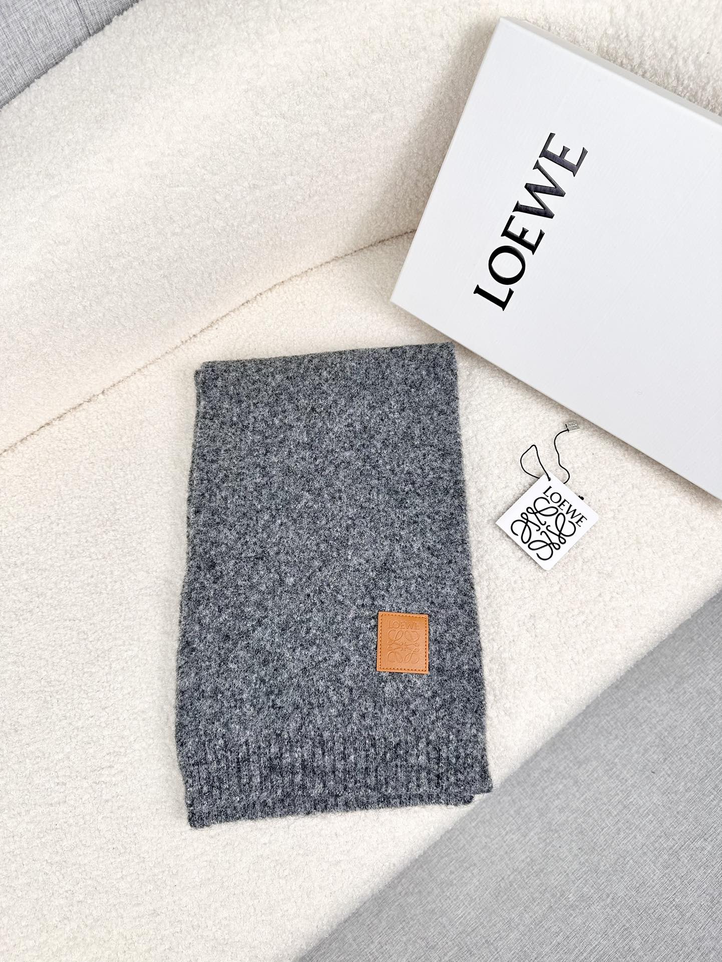 Однотонный кашемировый шарф Loewe 2024 - 170-25