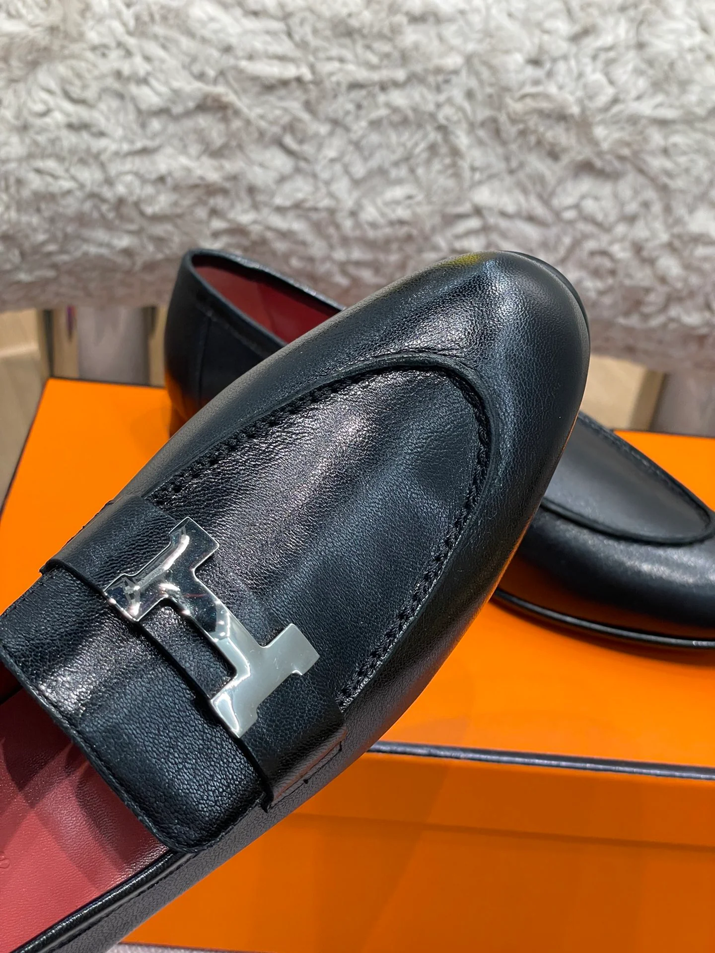 Классические лоферы Hermes с закругленным носком