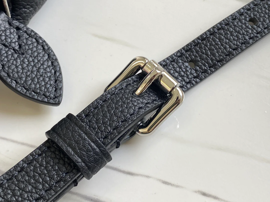 lv-m80093-scala-mini handbag