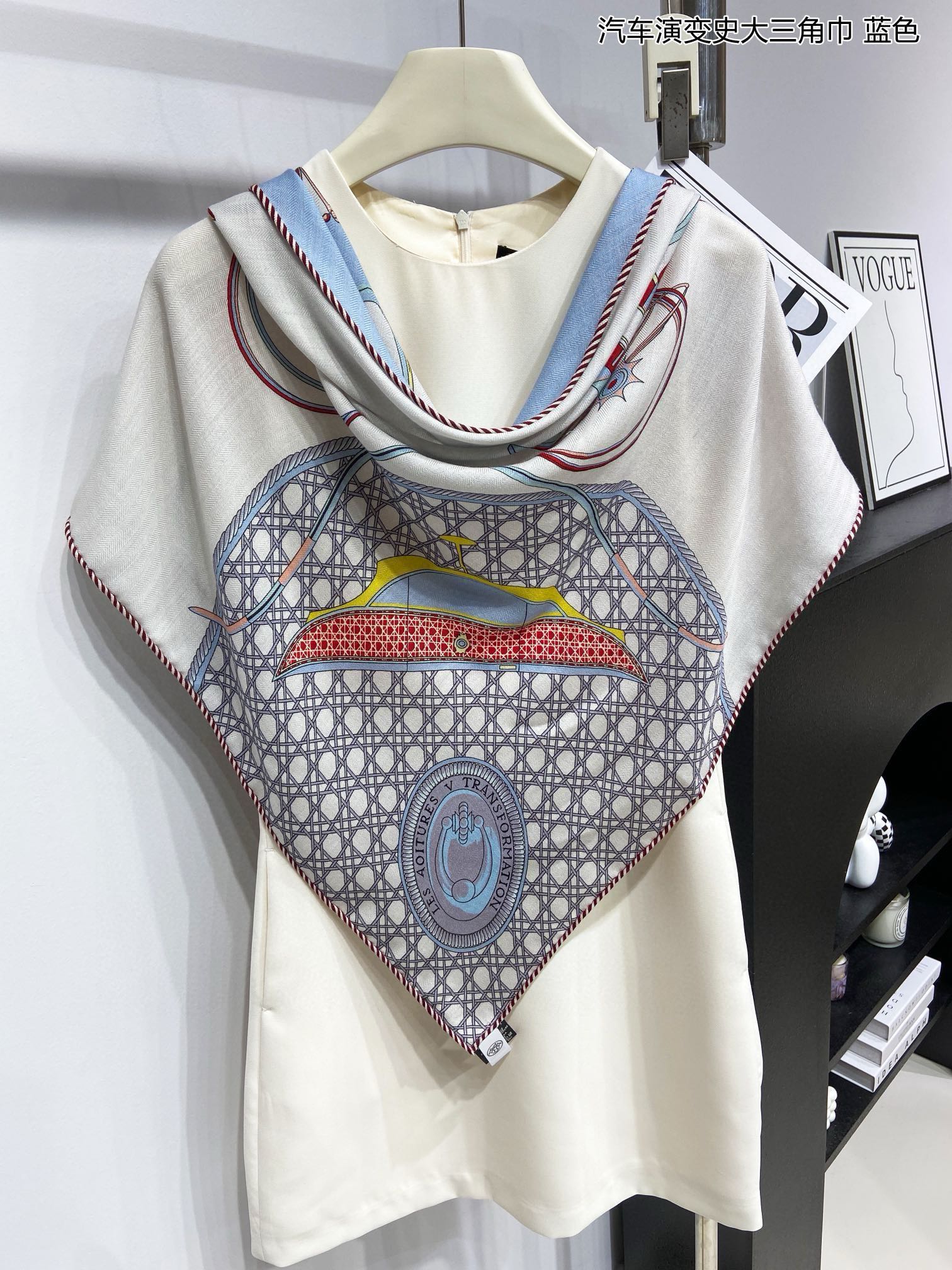 Hermes - Шарф ?Большой треугольник? с изображением истории эволюции автомобилей 2024 года - 94-188