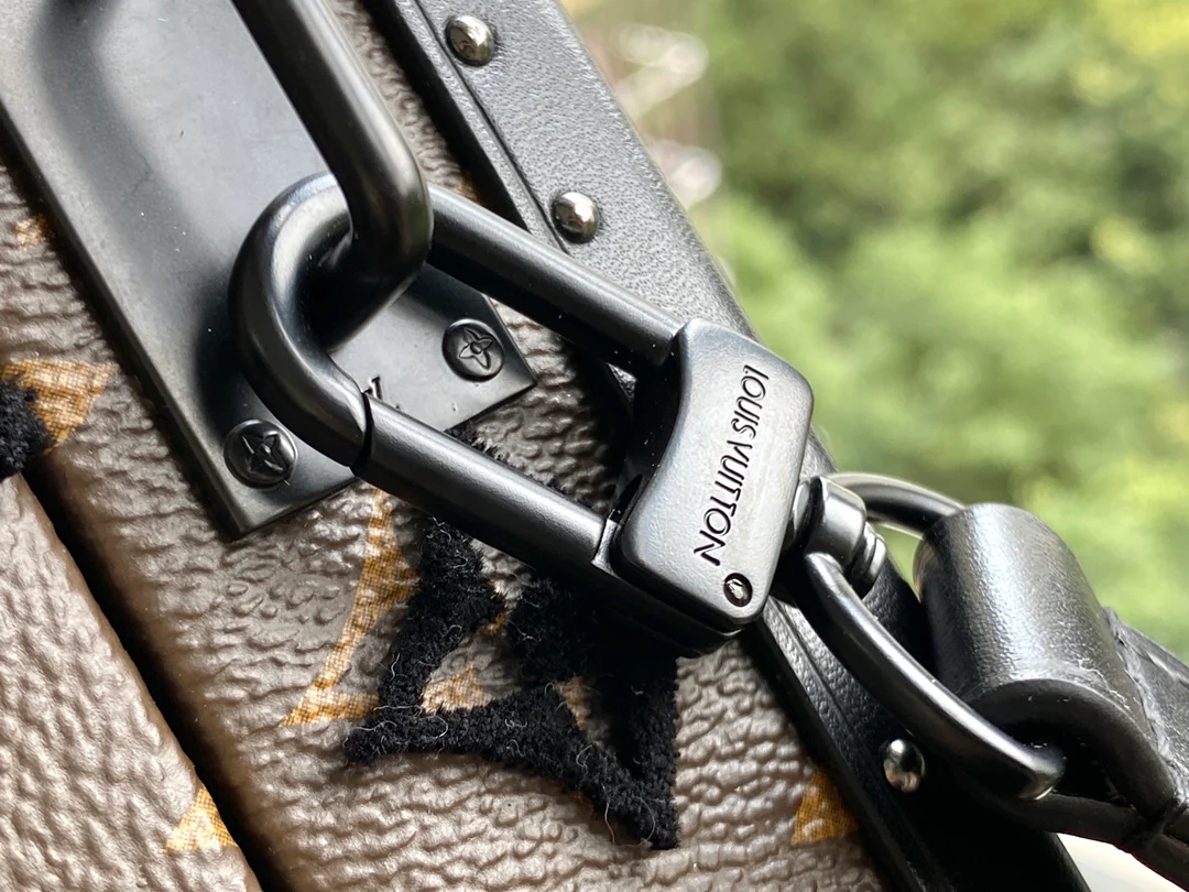 lv-m20233-Monogram Flocked Box Bag