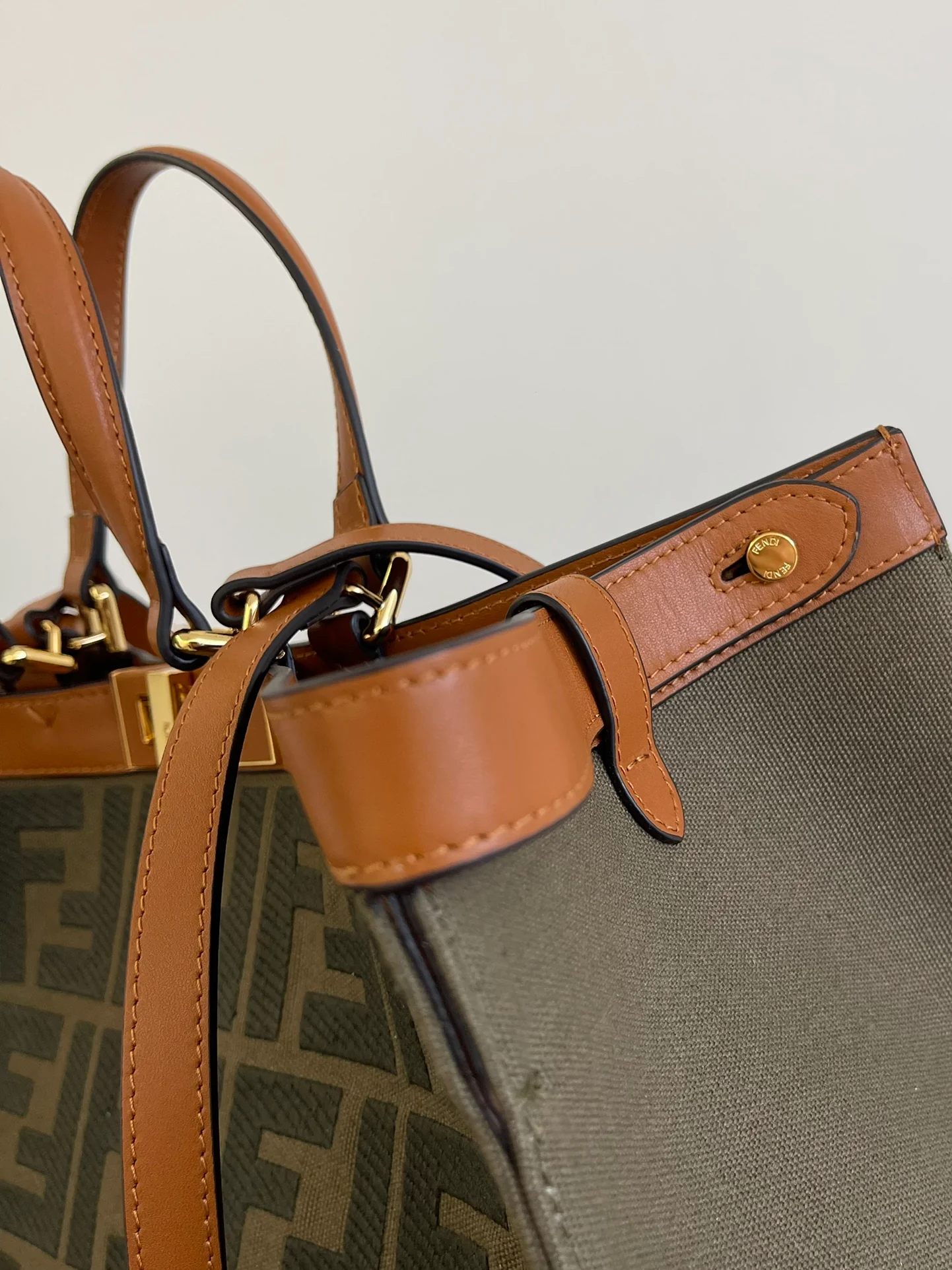 Холщовая сумка-тоут Fendi - темно-зеленая