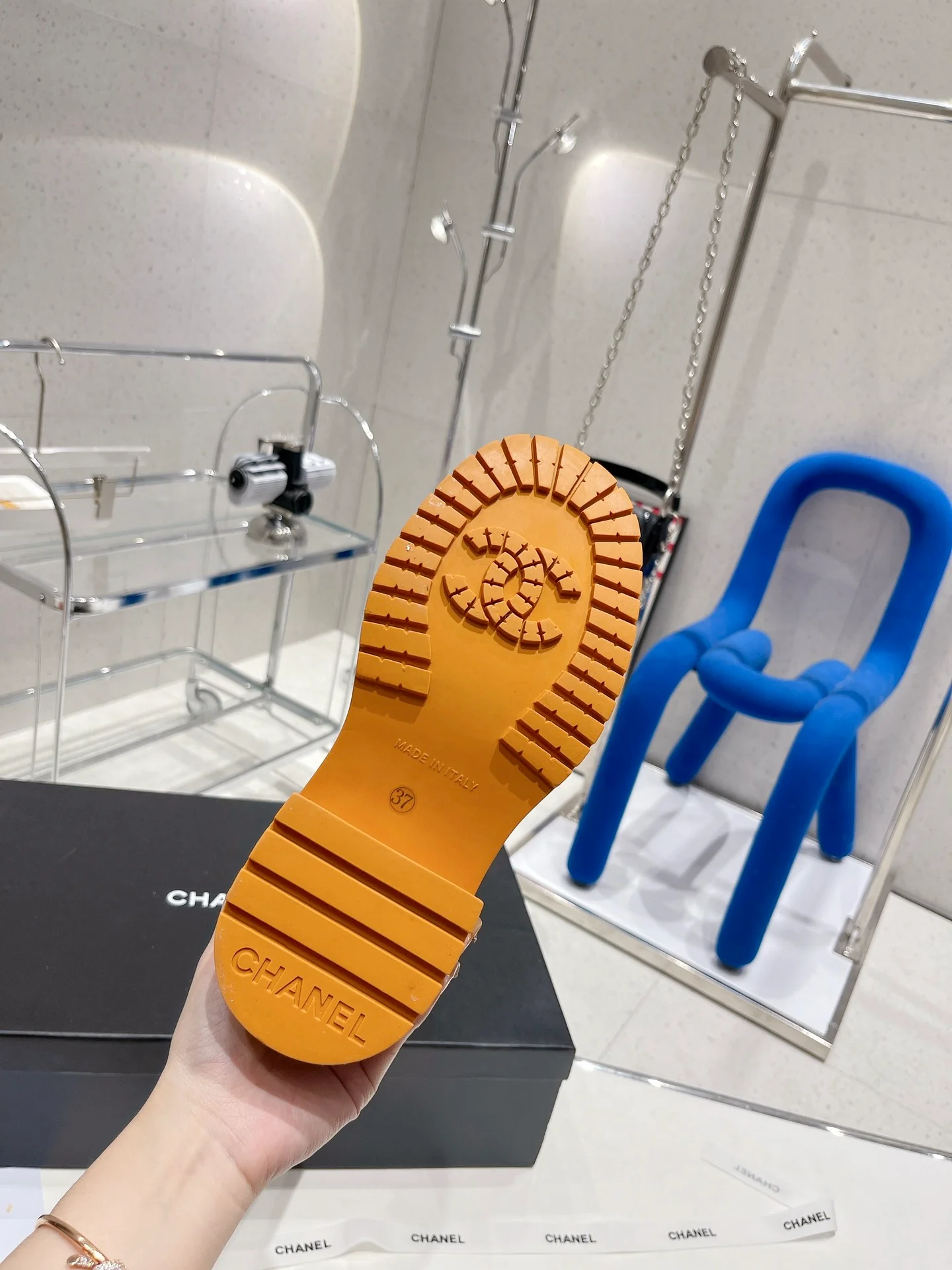 Ботинки Chanel на платформе с эластичным поясом - бежево-желтые