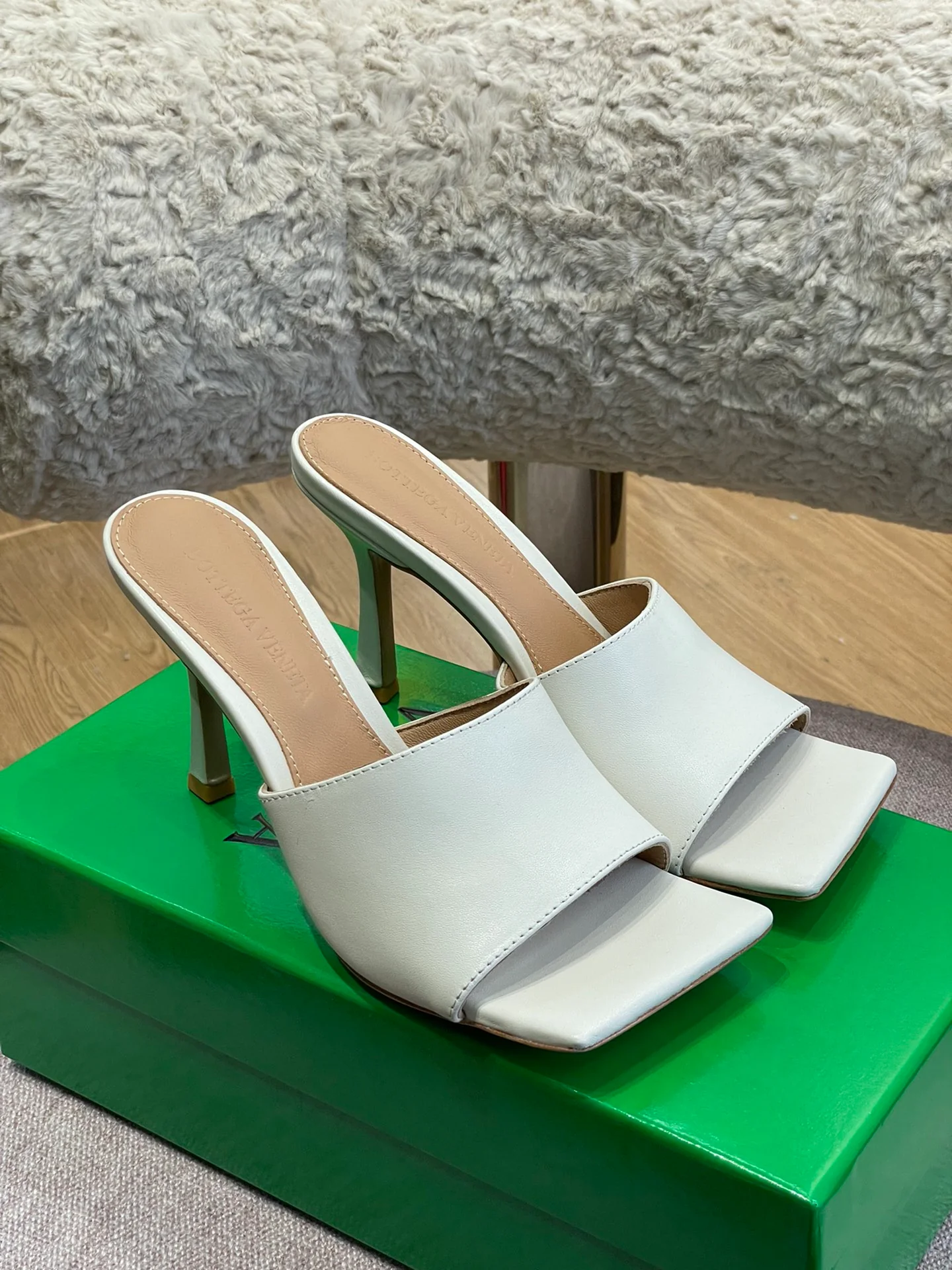 BV - Сандалии - Туфли на высоком каблуке