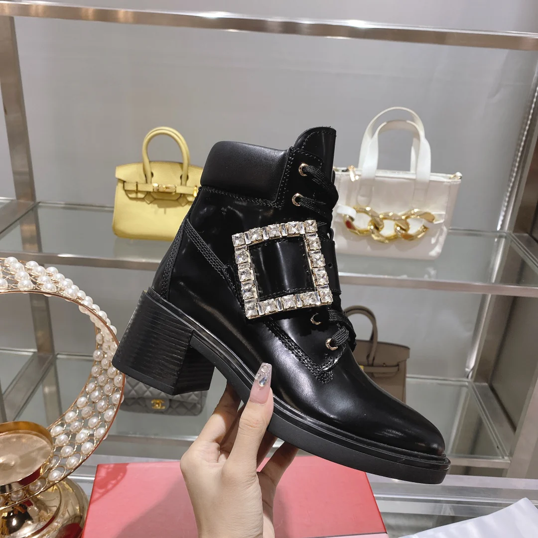 Обувь RV - Коллекция осень/зима 2022 - Популярные модели среди знаменитостей, таких как Джои Янг и Нана Оу-Янг - Ботинки на массивном каблуке