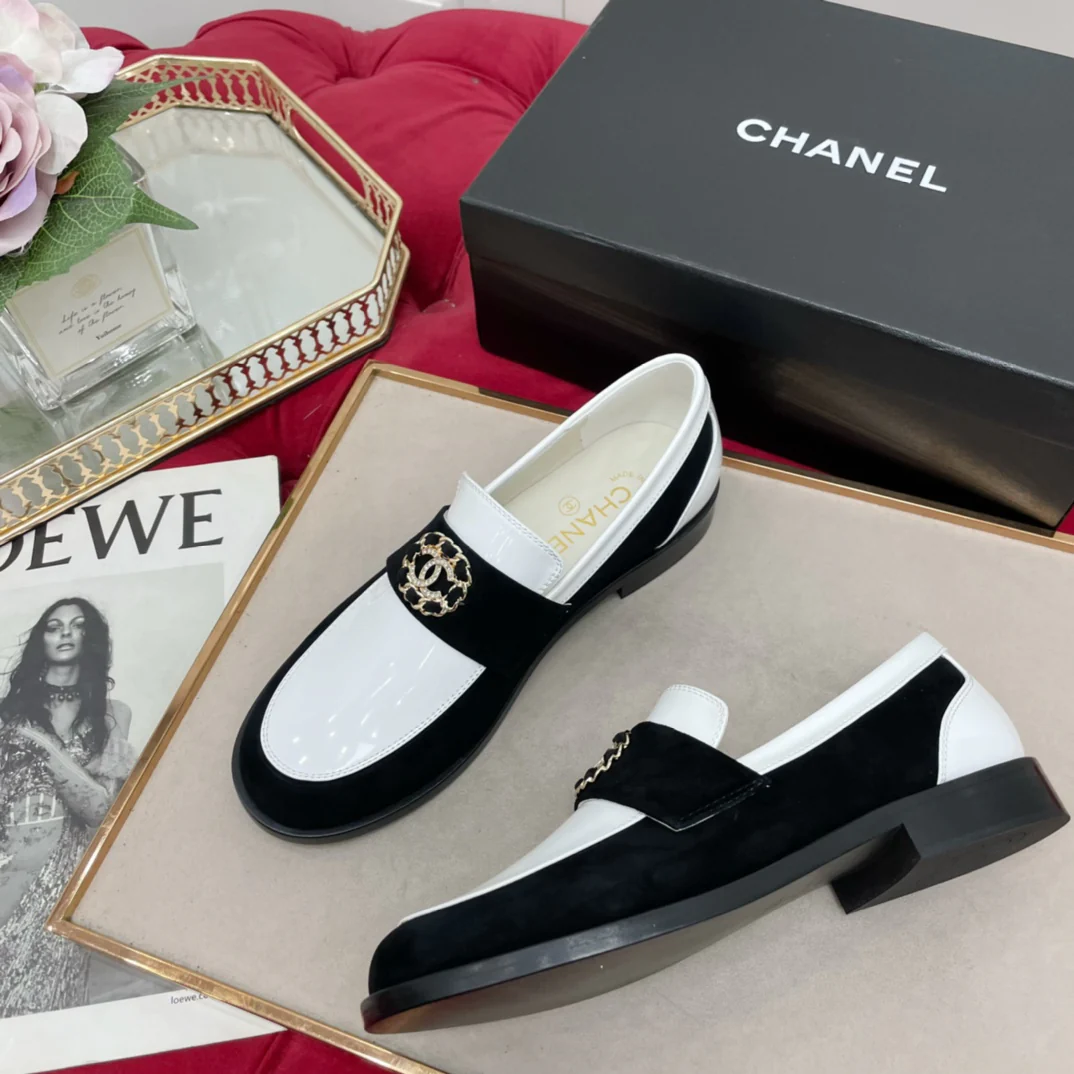 Винтажные лоферы Chanel - белые